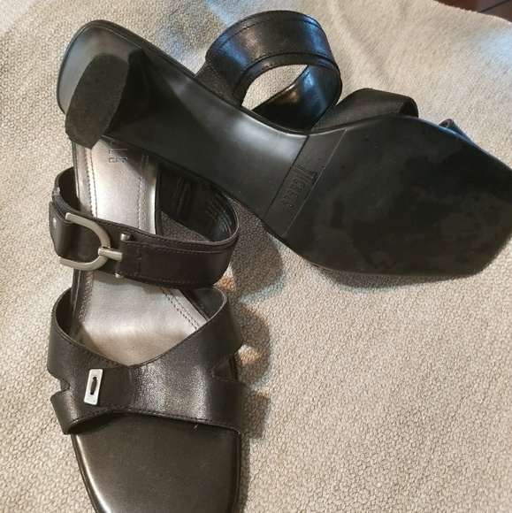 Shoes - Picture 1 of 1